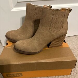 Kork-Ease Taupe Suede Chelsea Ankle Boots